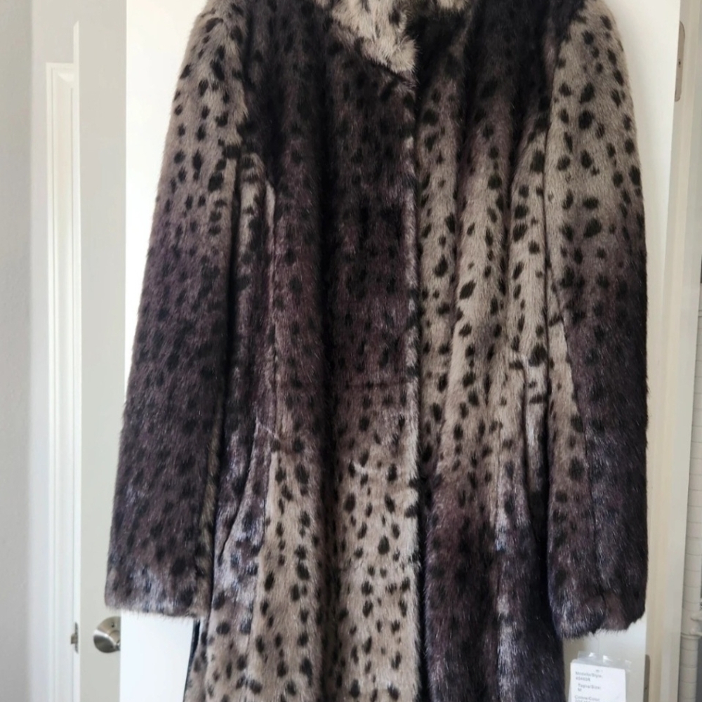 Via Spiga Faux Fur Coat with Optional Leather Belt Tie.